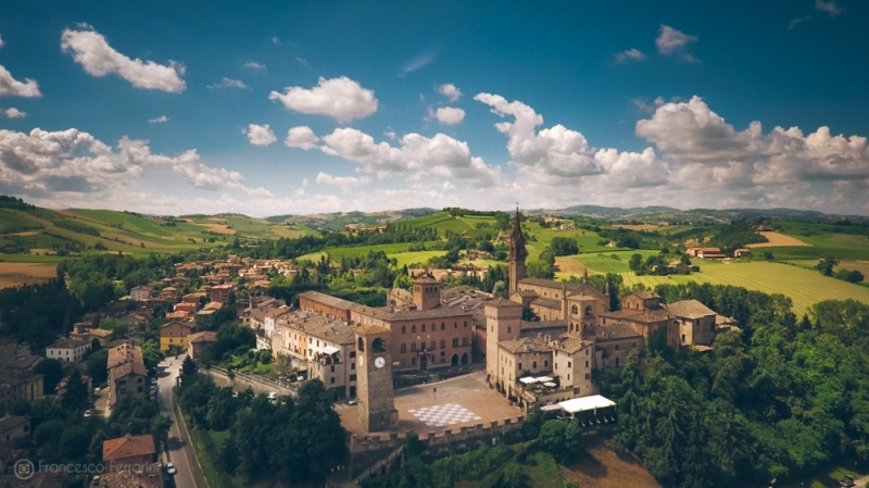 VISITE GUIDATE AL BORGO DI CASTELVETRO DI MODENA