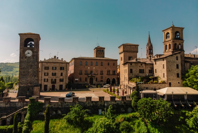 Visite guidate al borgo di Castelvetro CULTURAL